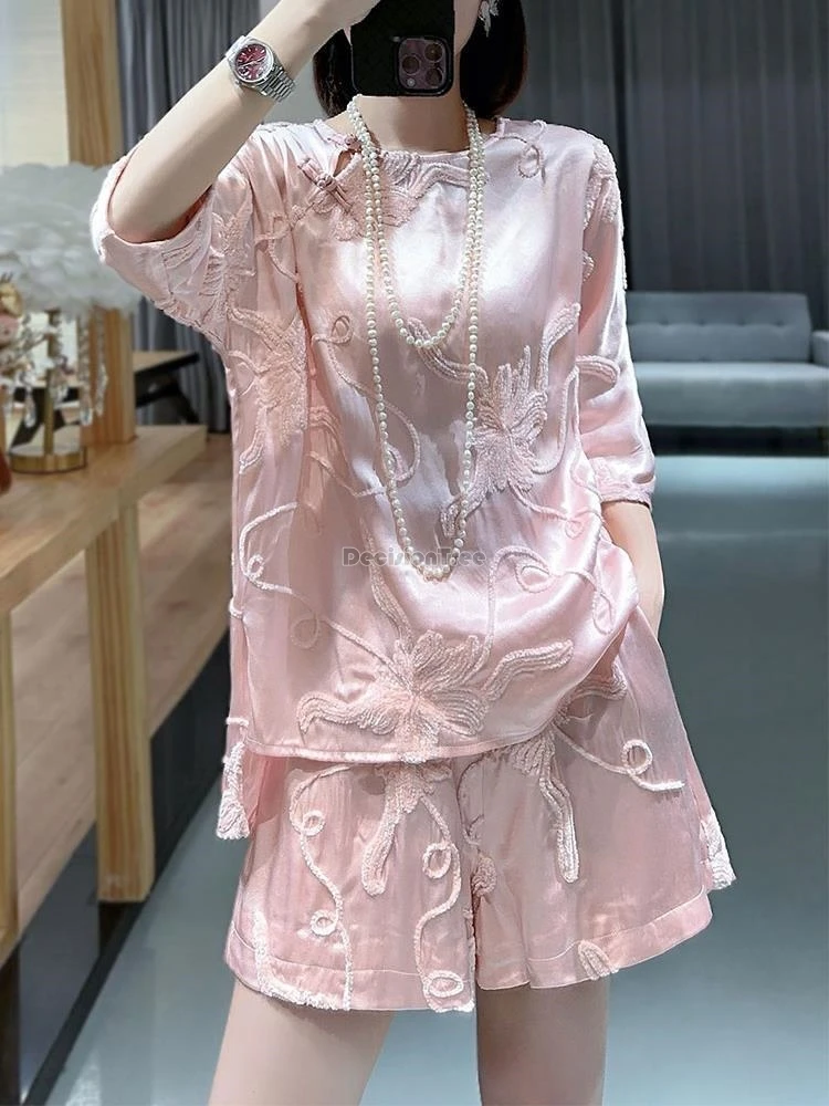 2025 new chinese style elegant tang suit set women's summer loose short sleeve cheongsam shorts top wide leg pants two-piece set
2025 new chinese style elegant tang suit set women's summer loose short sleeve cheongsam shorts top wide leg pants two-piece set