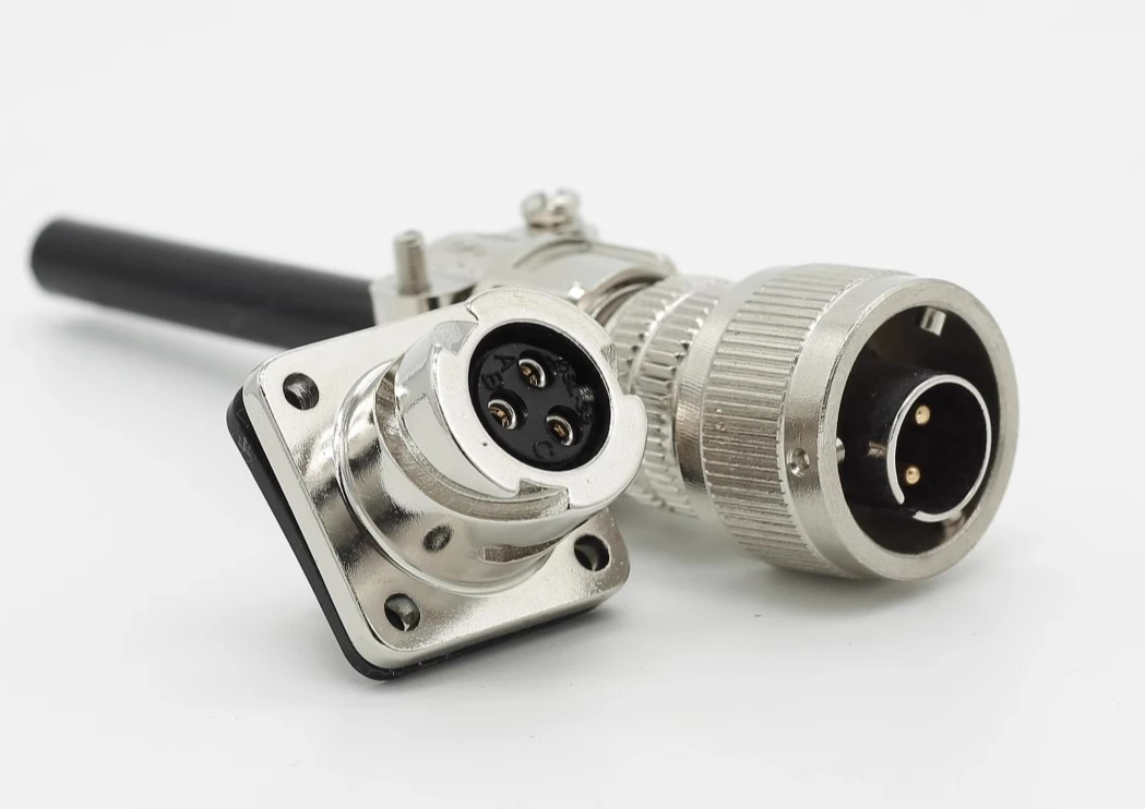 VG95234 Водонепроницаемый разъем MS5015 Вилка 10SL 3 3-жильный прямой изгиб 
VG95234 Водонепроницаемый разъем MS5015 Вилка 10SL 3 3-жильный прямой изгиб