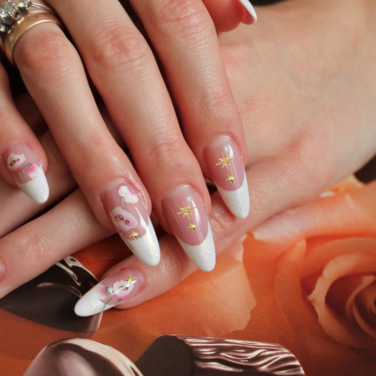 2 Boxes Golden Silver Star Nail Charms Small Metal Studs for Nails Nail Decoration Manicure DIY Elegant Party Wedding Look
2 Boxes Golden Silver Star Nail Charms Small Metal Studs for Nails Nail Decoration Manicure DIY Elegant Party Wedding Look