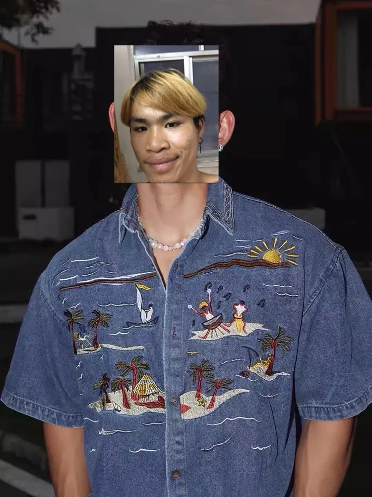Summer New American Fun Cartoon Embroidery Denim Short Sleeve Shirt Men Women Retro Street Feel Beach Half Sleeve Loose Fit Thin
Summer New American Fun Cartoon Embroidery Denim Short Sleeve Shirt Men Women Retro Street Feel Beach Half Sleeve Loose Fit Thin