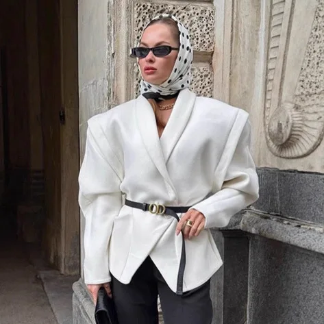 2025 New Autumn Winter Women's Stylish White Coat Temperament Elegant Casual Waist-cinched Lapel Mid-long Length Women's Coat
2025 New Autumn Winter Women's Stylish White Coat Temperament Elegant Casual Waist-cinched Lapel Mid-long Length Women's Coat