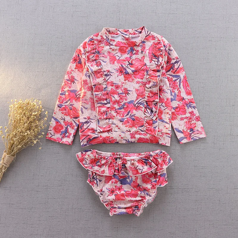 Girls Printed Pattern Breathable Two Piece Swimsuit Girls Summer Long Sleeve Swimsuit Ruffle Decoration
Girls Printed Pattern Breathable Two Piece Swimsuit Girls Summer Long Sleeve Swimsuit Ruffle Decoration