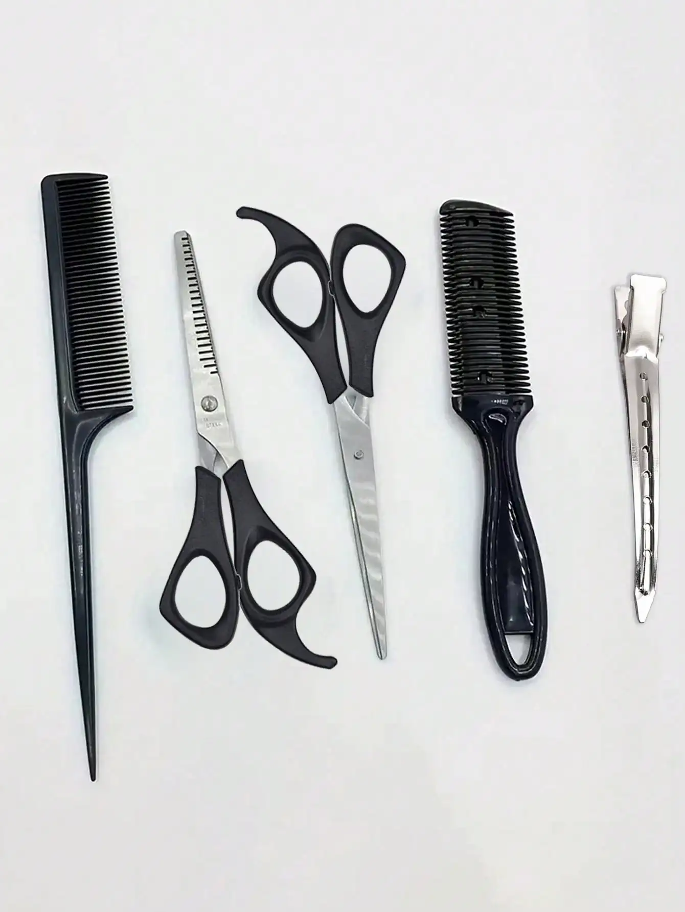 5pcs Professional Hair Styling Tool Set - Includes Hair Cutting Scissors, Comb, And Thinning Shears For Perfect Haircuts And Thinning, Hair Tools, Hair Products And Accessories For Barber Salon Beauty Back To School, Travel Holiday Essentials, Hair Access
5pcs Professional Hair Styling Tool Set - Includes Hair Cutting Scissors, Comb, And Thinning Shears For Perfect Haircuts And Thinning, Hair Tools, Hair Products And Accessories For Barber Salon Beauty Back To School, Travel Holiday Essentials, Hair Access