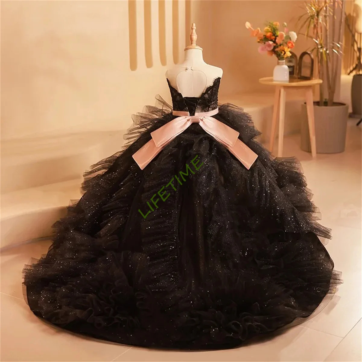 Black Ball Gown Tulle Baby Flower Girl Dresses Court Train Children Wedding Prom Birthday Party Gowns
Black Ball Gown Tulle Baby Flower Girl Dresses Court Train Children Wedding Prom Birthday Party Gowns