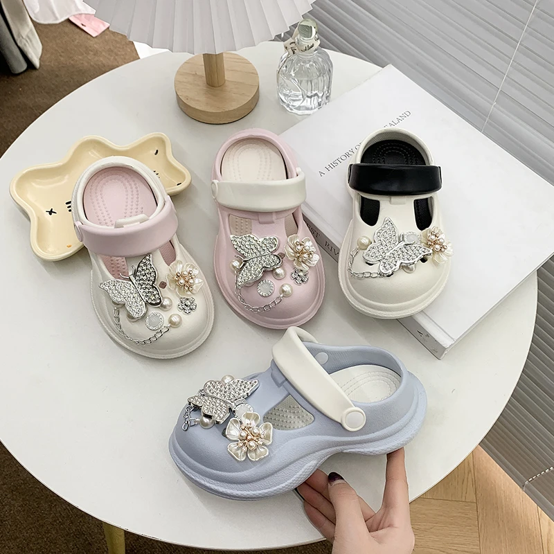 Summer Luxury Girls Slippers for Indoor Outdoor Luxury Decor Kids Home Slip-on Slippers Children Soft Sole EVA Beach Slippers
Summer Luxury Girls Slippers for Indoor Outdoor Luxury Decor Kids Home Slip-on Slippers Children Soft Sole EVA Beach Slippers