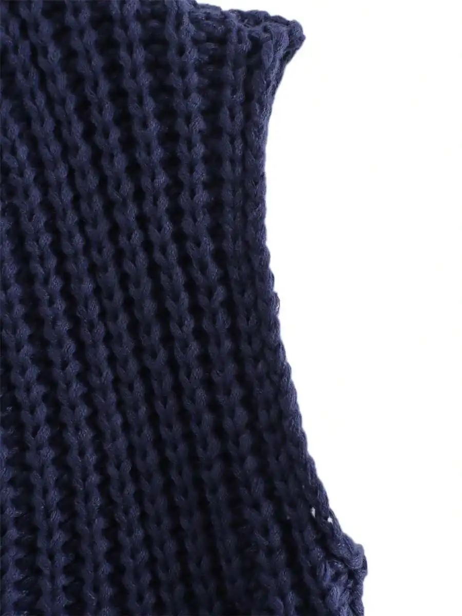 Women Solid Color V-Neck Sleeveless Knit Vest Button Front Cardigan For Casual Streetwear
Women Solid Color V-Neck Sleeveless Knit Vest Button Front Cardigan For Casual Streetwear