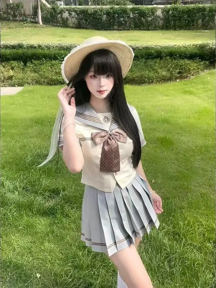 Original Jk Uniform Set Sailor Suit Mint Milk Green Middle School Uniform Skirt Set for Young Girls Fashionable College Style
Original Jk Uniform Set Sailor Suit Mint Milk Green Middle School Uniform Skirt Set for Young Girls Fashionable College Style