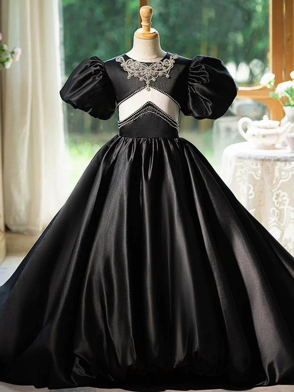 New Black Satins Special Occasion Flower Girl Dress Wedding Pary Prom Birthday First Communion Baby Child Kid Pageant Gown
New Black Satins Special Occasion Flower Girl Dress Wedding Pary Prom Birthday First Communion Baby Child Kid Pageant Gown