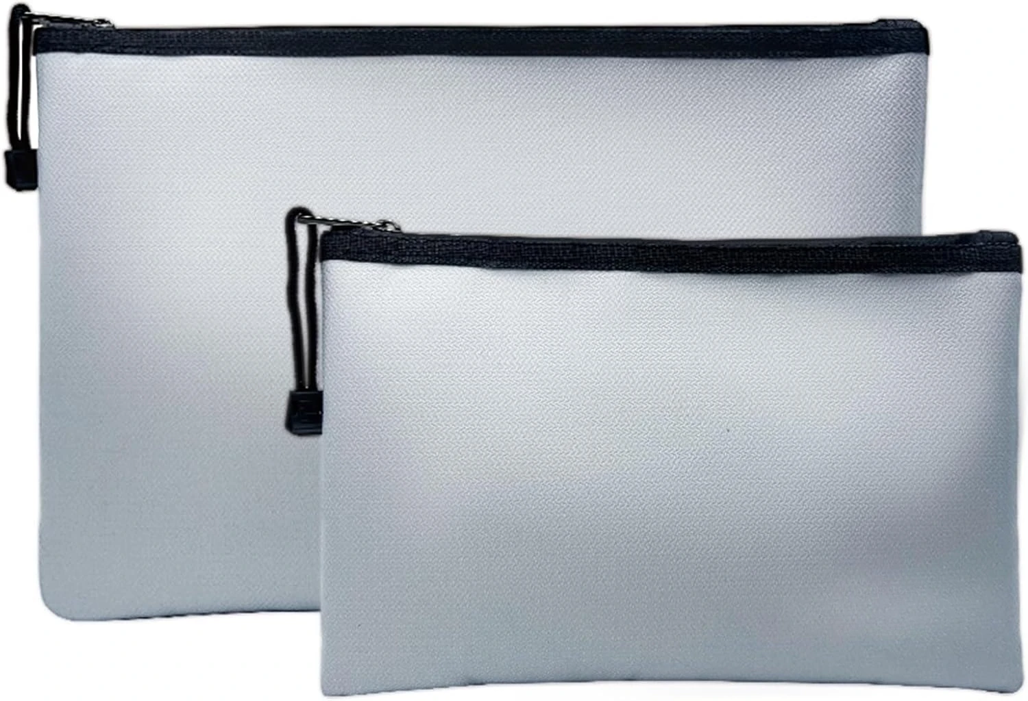 Pack of 2, measuring 13.4 inches x 9.8 inches and 10.6 inches x 6.7 inches respectively, fireproof and waterproof storage bags.
Pack of 2, measuring 13.4 inches x 9.8 inches and 10.6 inches x 6.7 inches respectively, fireproof and waterproof storage bags.