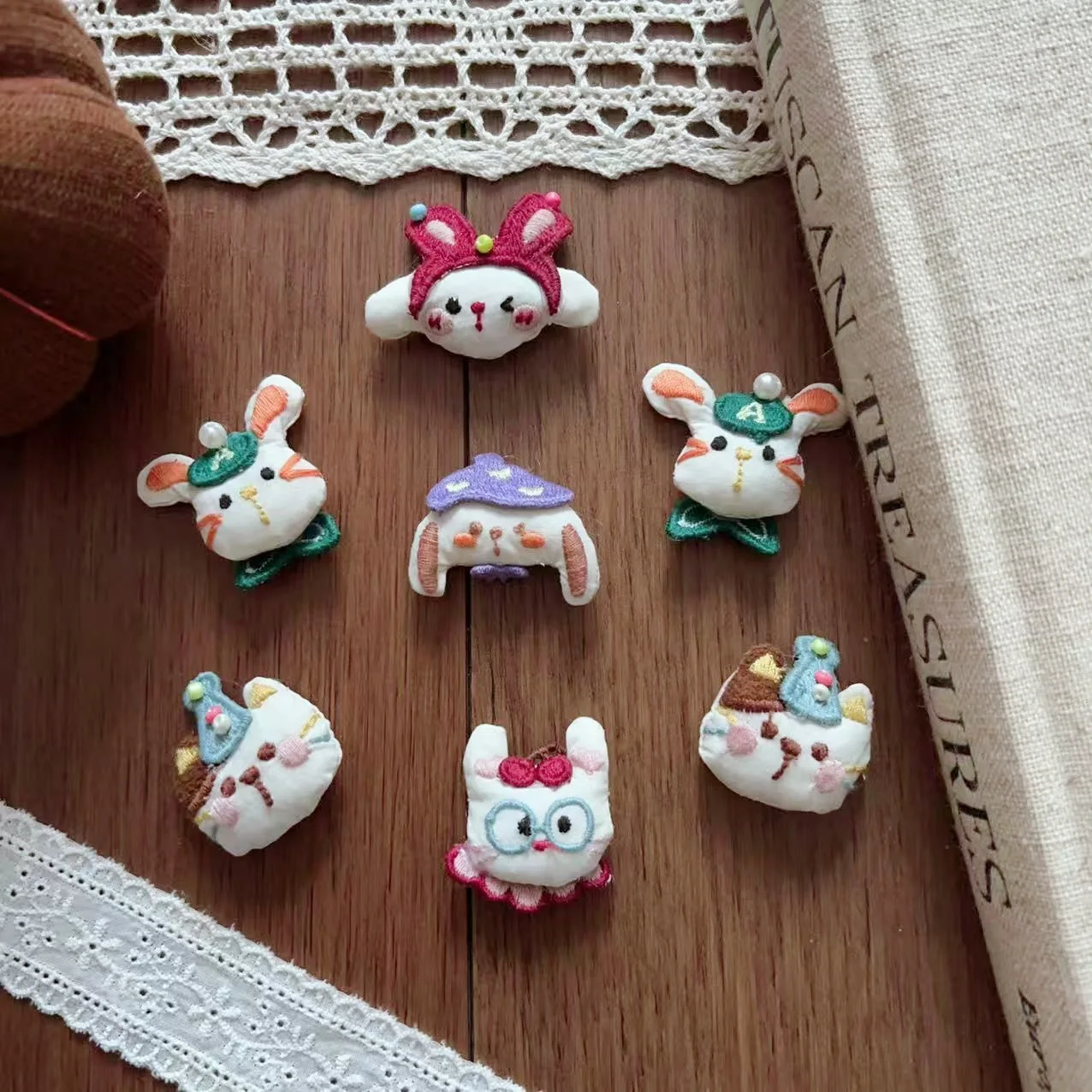 Premium Fabric Cartoon Cute Mini Animal Hair Clip for Shoes Socks Phone Case Kids Clothing Trim Accessory
Premium Fabric Cartoon Cute Mini Animal Hair Clip for Shoes Socks Phone Case Kids Clothing Trim Accessory