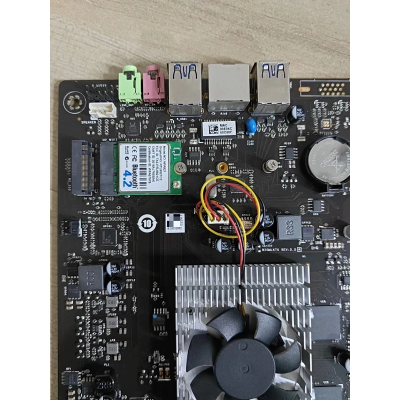 17x17cm Mini ITX Motherboard J4125 2.0GHz 10W 8GB RAM M.2 SATA USB3.0 Gigabit Ethernet Cooling Fan F-TJ4125-A80 V3.2 for Acer
17x17cm Mini ITX Motherboard J4125 2.0GHz 10W 8GB RAM M.2 SATA USB3.0 Gigabit Ethernet Cooling Fan F-TJ4125-A80 V3.2 for Acer