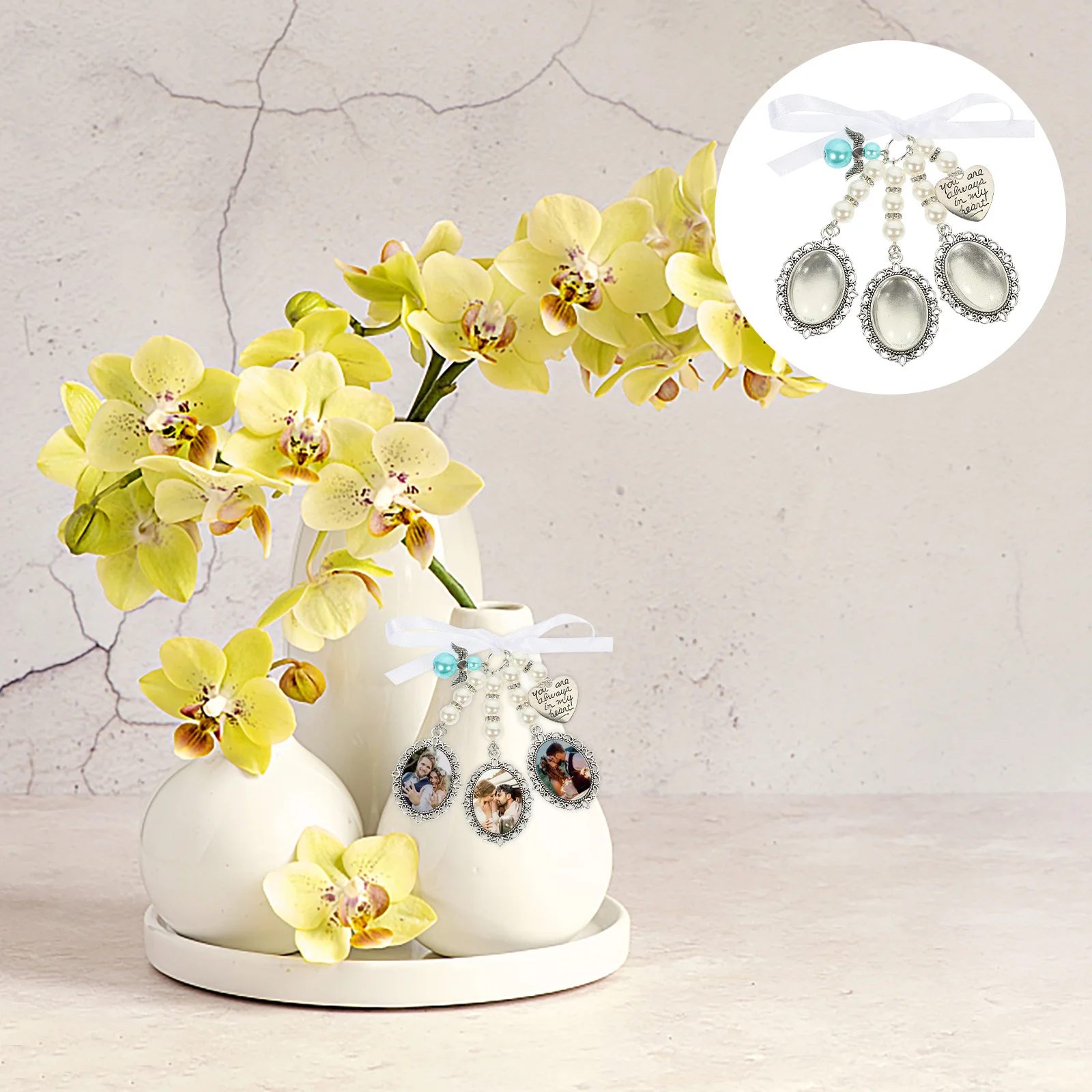 1Set Pearl Heart Wedding Bouquet Photo Charms DIY Oval Photo Frame Pendant Memorial Picture Frame Jewelry DIY Pendant Settings
1Set Pearl Heart Wedding Bouquet Photo Charms DIY Oval Photo Frame Pendant Memorial Picture Frame Jewelry DIY Pendant Settings