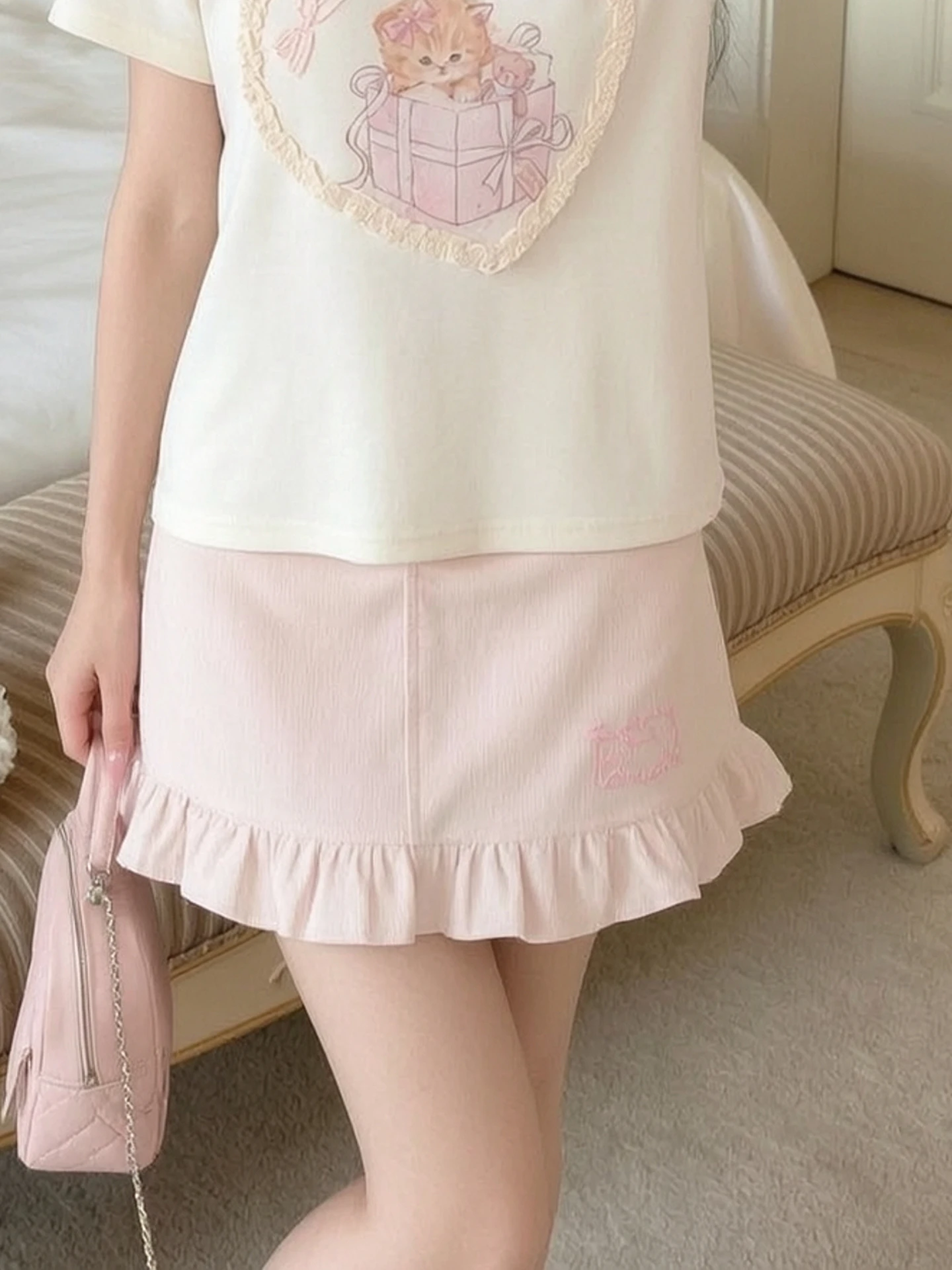 Original Sweet Style Pure Cotton Pink Short Skirt Women's New Small Size Versatile High Waist Half-length Summer Skirt
Original Sweet Style Pure Cotton Pink Short Skirt Women's New Small Size Versatile High Waist Half-length Summer Skirt