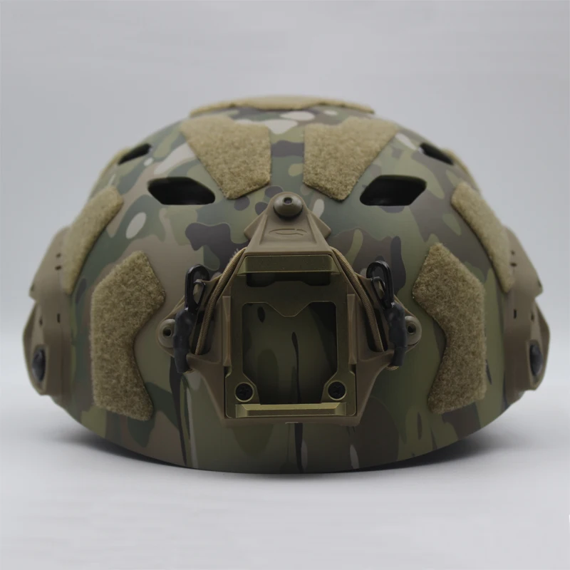 Outdoor Special Operations Equipment Tactical Helmet SF Carbon Fiber Perforated Non Granular Breathable Field Riding Helmet H016
Outdoor Special Operations Equipment Tactical Helmet SF Carbon Fiber Perforated Non Granular Breathable Field Riding Helmet H016