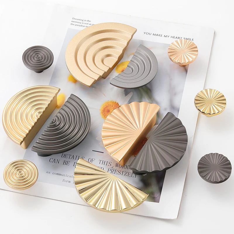 Cabinet Handle aluminium kitchen cabinet Furniture Handle door Vintage Drawer Knobs
Cabinet Handle aluminium kitchen cabinet Furniture Handle door Vintage Drawer Knobs