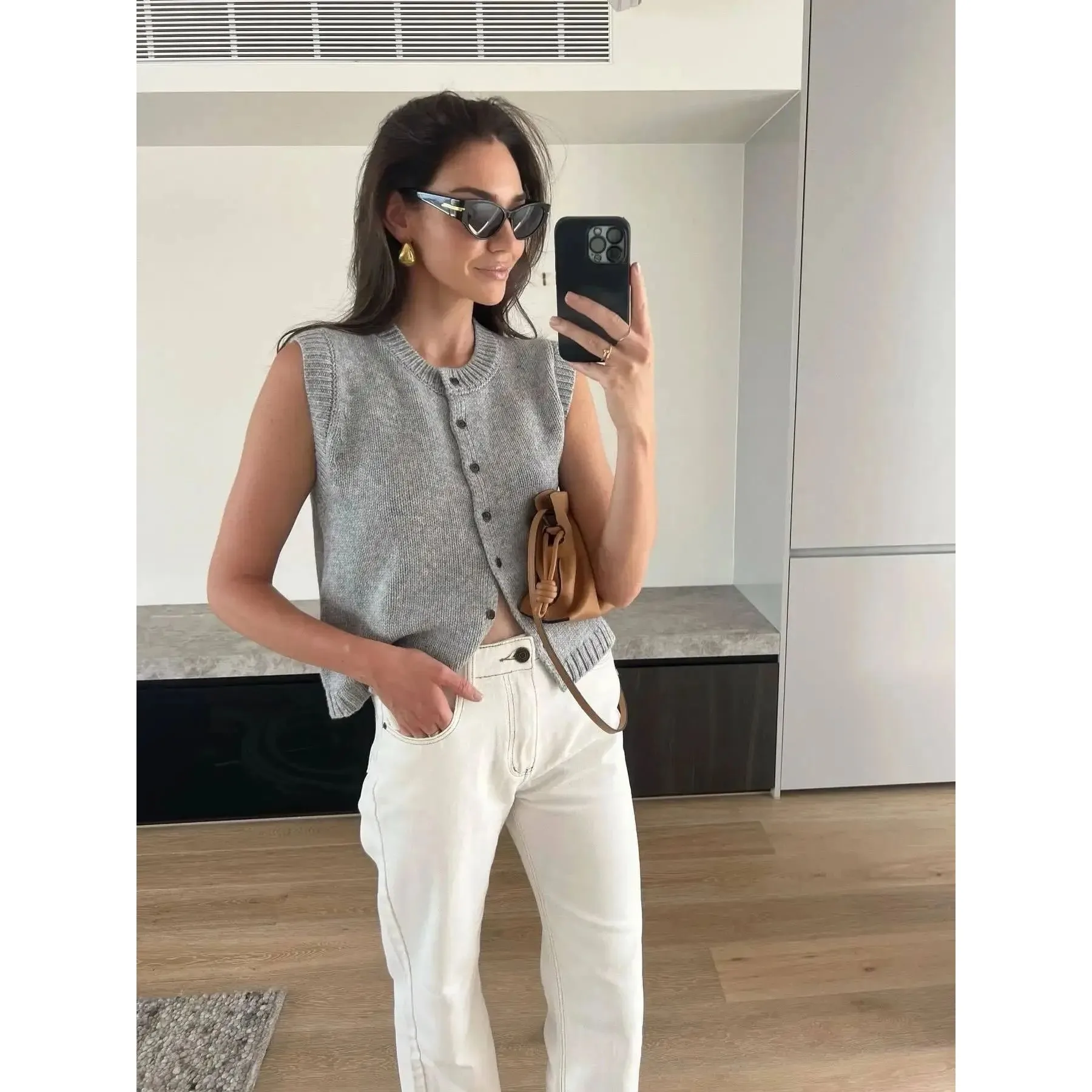 Autumn Faion Women's Knitted Vests Casual Single Top Cleanfit Sle Thiened Winter Warm Other Material 00%
Autumn Faion Women's Knitted Vests Casual Single Top Cleanfit Sle Thiened Winter Warm Other Material 00%