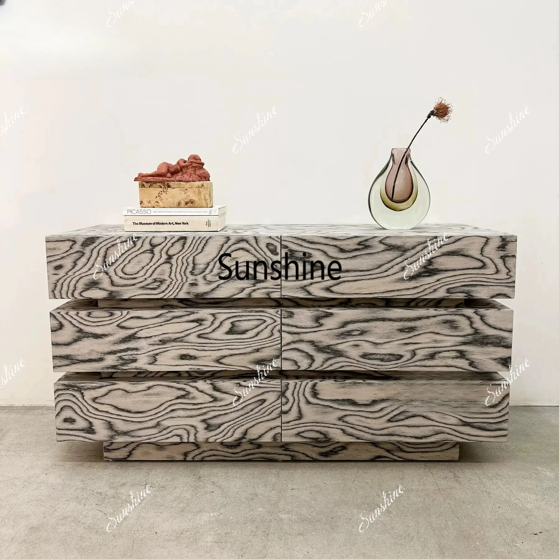 Modern light luxury creative wabi wind porch chest
Modern light luxury creative wabi wind porch chest