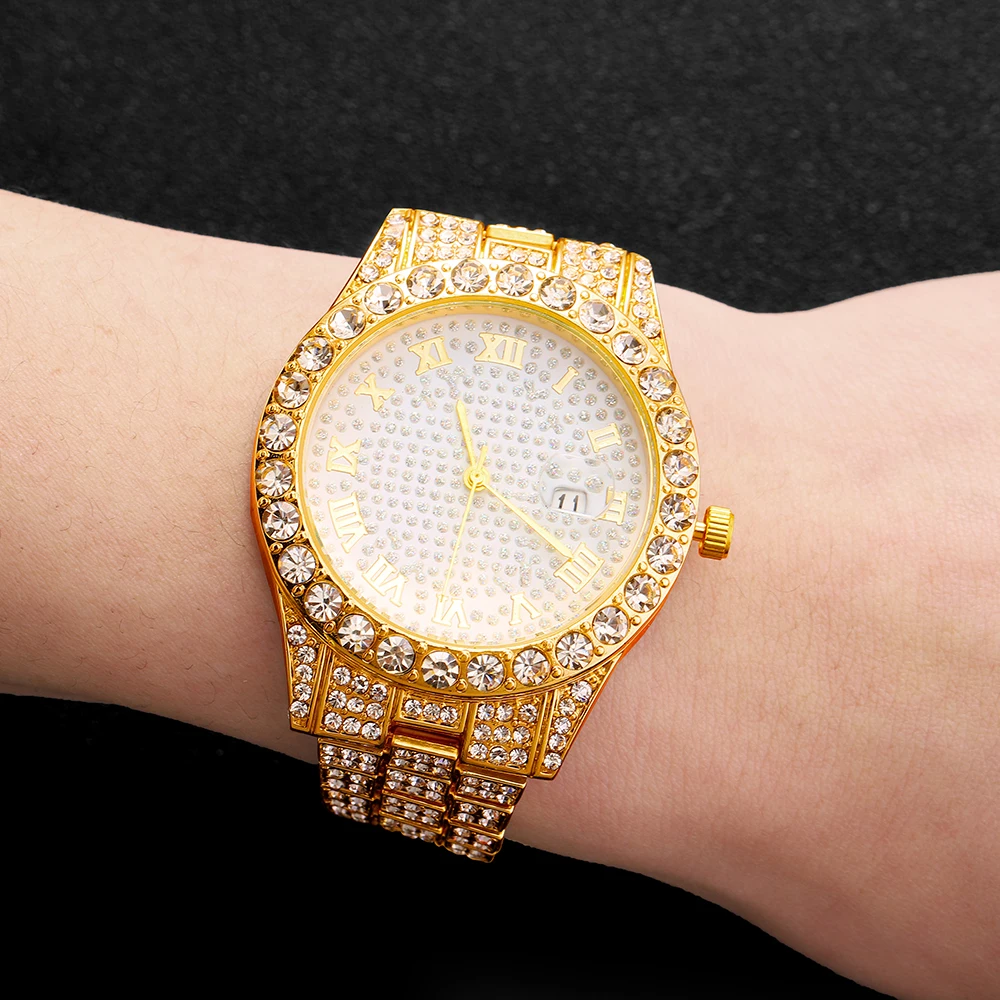 HIP HOP Luxury Brand ICED OUT Watch Quartz Gold Wrist Watches With Micropave CZ Stainless Steel Wristband
HIP HOP Luxury Brand ICED OUT Watch Quartz Gold Wrist Watches With Micropave CZ Stainless Steel Wristband