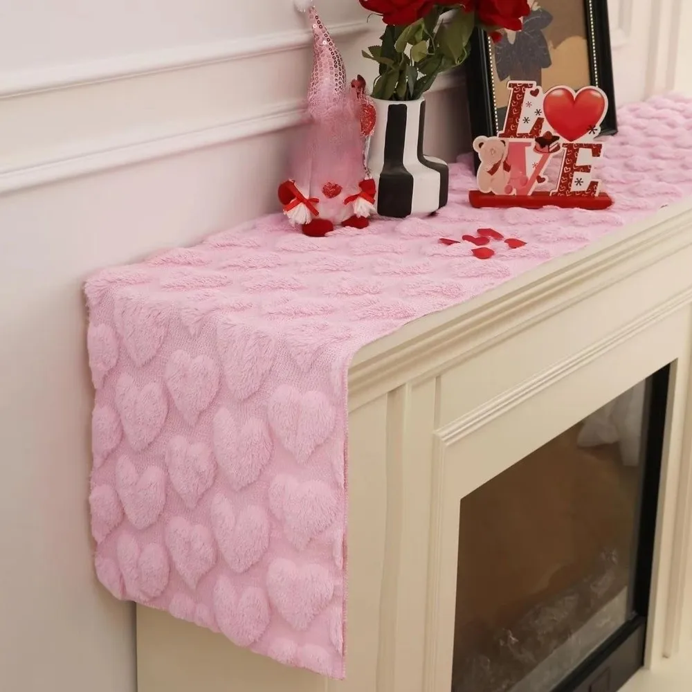 Romantic Love Heart Table Runner Fuzzy Thickened Valentine's Table Flag Embroidery Plush Love Tablecloth Anniversary Party
Romantic Love Heart Table Runner Fuzzy Thickened Valentine's Table Flag Embroidery Plush Love Tablecloth Anniversary Party