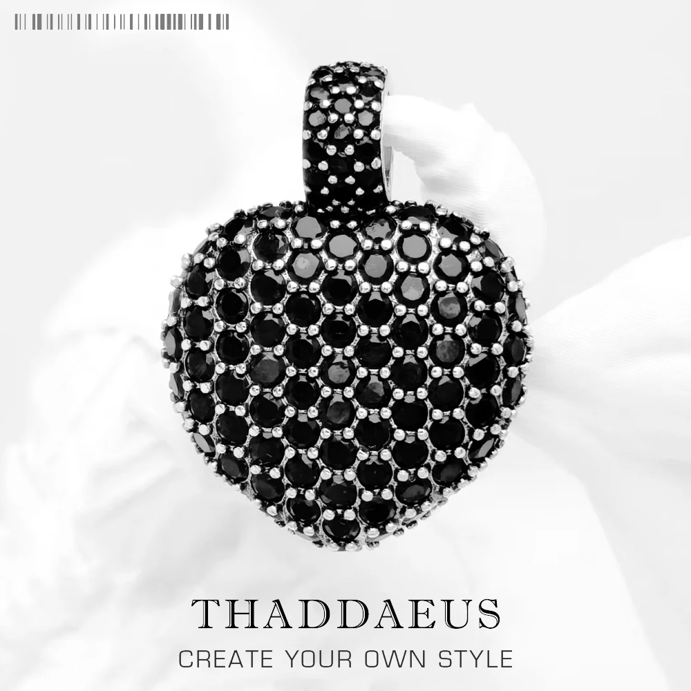 Женский кулон из серебра 925 пробы, в виде черного сердца
Женский кулон из серебра 925 пробы, в виде черного сердца