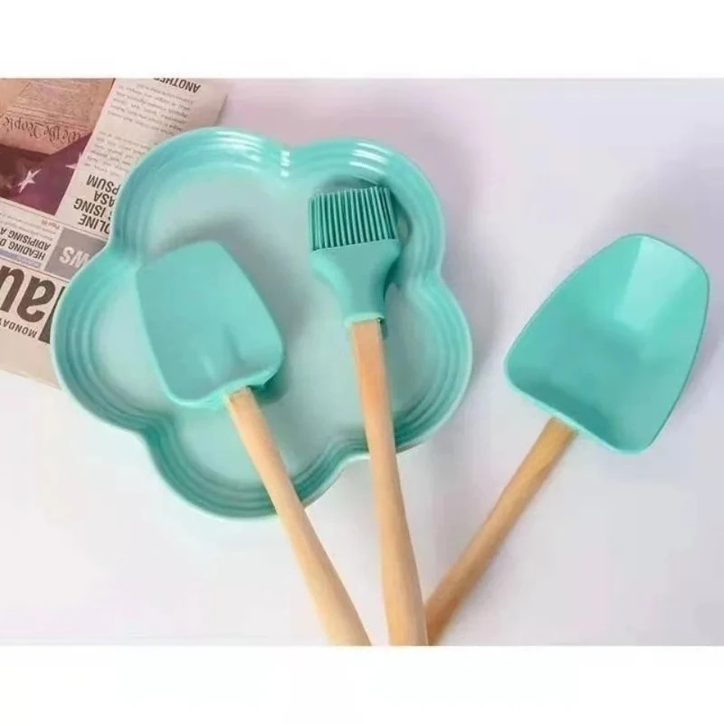 French Multicolor Silicone Spatula, Scratch Resistant Spatula Oil Brush High Temperature Resistant Silicone Shovel Tableware
French Multicolor Silicone Spatula, Scratch Resistant Spatula Oil Brush High Temperature Resistant Silicone Shovel Tableware