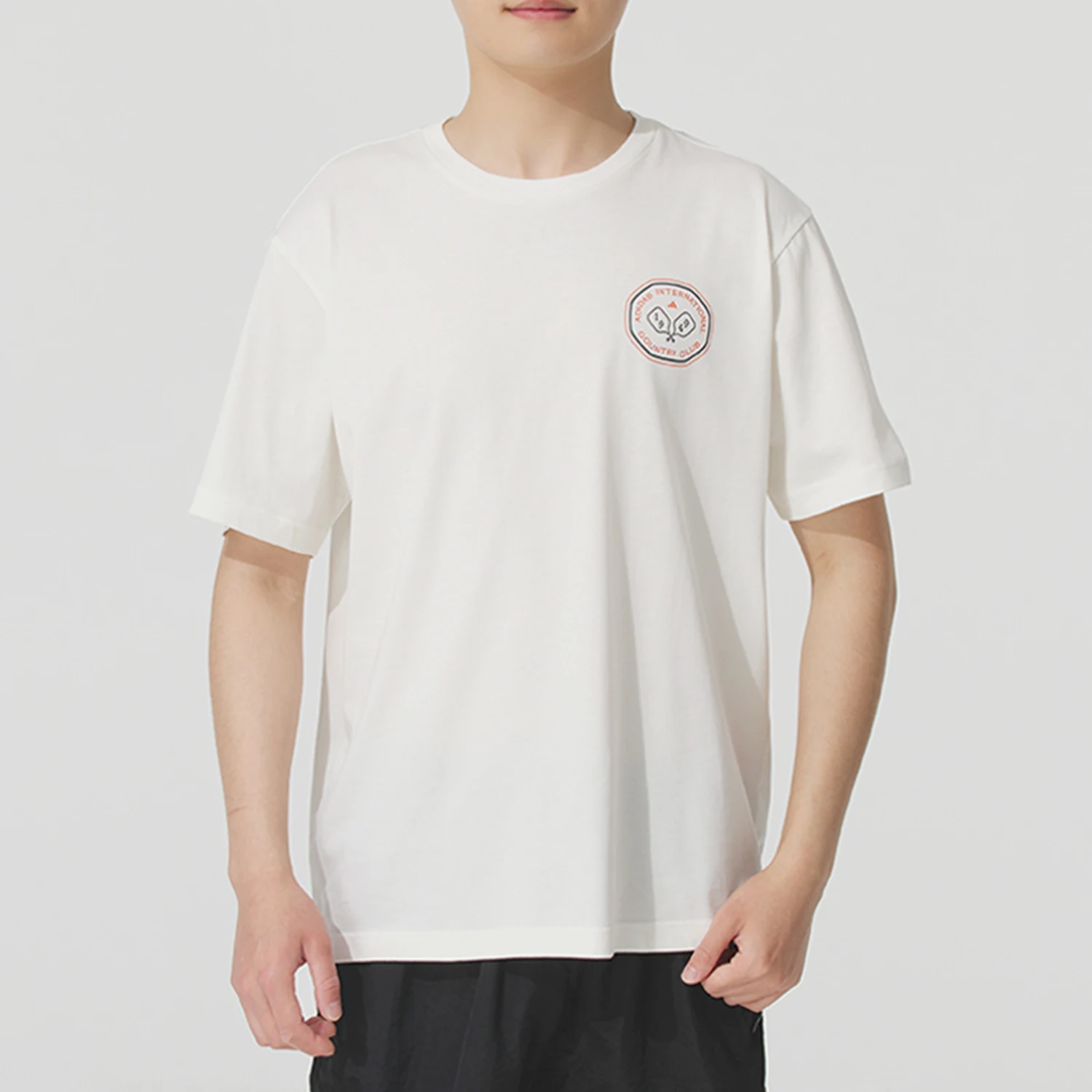 Adidas Originals 2025 Мужская дышащая спортивная футболка с принтом JN2512
Adidas Originals 2025 Мужская дышащая спортивная футболка с принтом JN2512