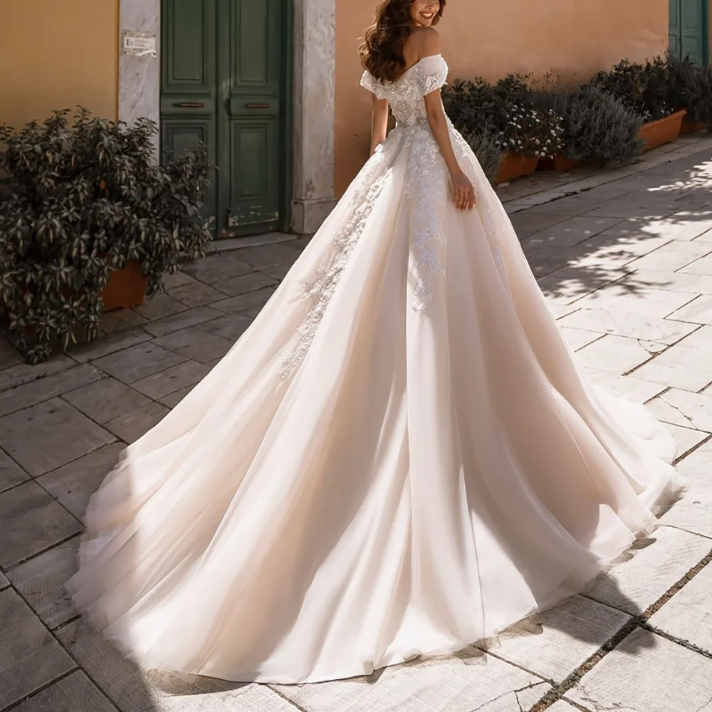 New Arrival Lace Wedding Dresses For Women Chic Off The Shoulder Backless Strapless Sleeveless Sweep Train Wedding Bride Dresses
New Arrival Lace Wedding Dresses For Women Chic Off The Shoulder Backless Strapless Sleeveless Sweep Train Wedding Bride Dresses