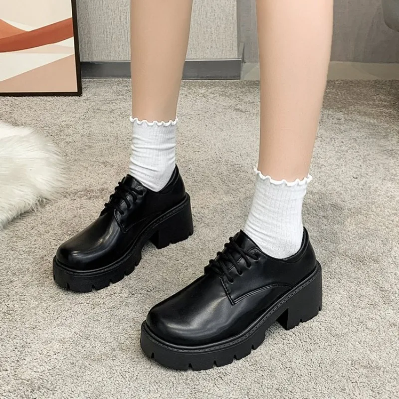 Women's Black Chunky Heel Loafers Fashion Patent Leather Platform Shoes Woman Thick Bottom Lace Up Dress Shoes Plus Size 35-42
Women's Black Chunky Heel Loafers Fashion Patent Leather Platform Shoes Woman Thick Bottom Lace Up Dress Shoes Plus Size 35-42