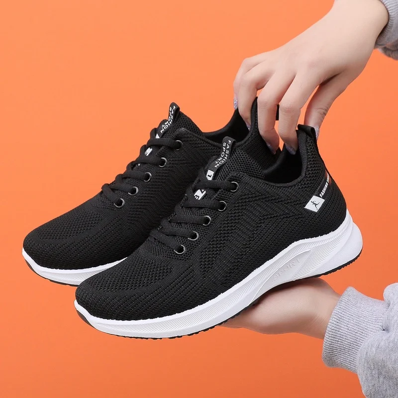 Women's Shoes New Fashion Breathable Non-slip Wear-resistant Outdoor Casual Knit Mesh Running Sneakers
Women's Shoes New Fashion Breathable Non-slip Wear-resistant Outdoor Casual Knit Mesh Running Sneakers