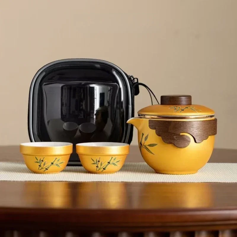 Portable Ceramic Tea Set Hand-painted Celadon High-end Teapot Business Travel Express Tea Cups
Portable Ceramic Tea Set Hand-painted Celadon High-end Teapot Business Travel Express Tea Cups