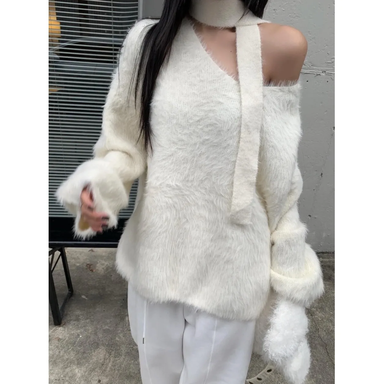 Ladies' Chic Lazy Winter Knitted Sweater Pure Desire Hanging Ne Sa Loose Sle Korean Faion Casual Wear for All Ages
Ladies' Chic Lazy Winter Knitted Sweater Pure Desire Hanging Ne Sa Loose Sle Korean Faion Casual Wear for All Ages