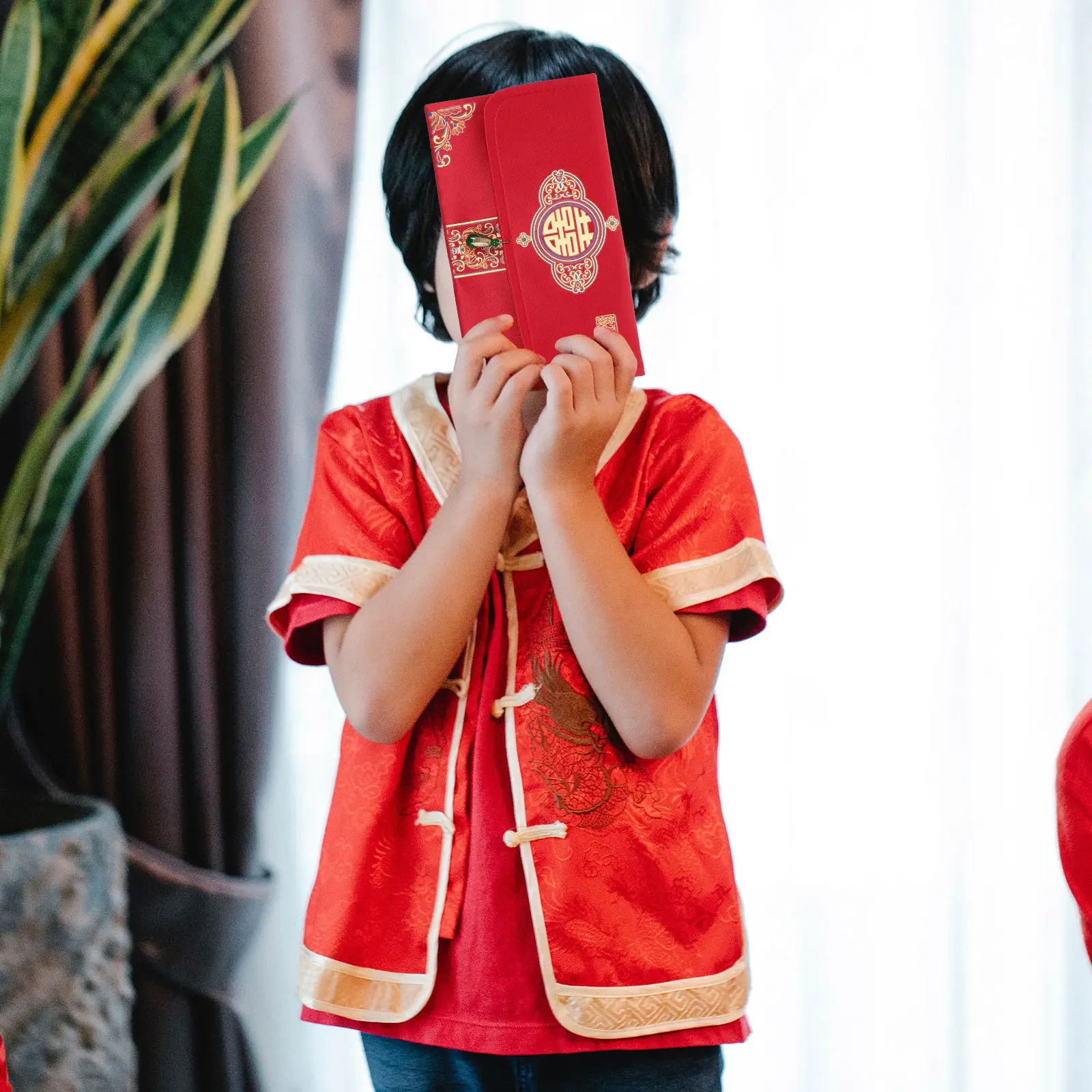 Chinese Style Red Envelope Brocade Wedding Lucky Money Packet Multipurpose Red Packet Wedding Gift and Decor Chinese Envelopes
Chinese Style Red Envelope Brocade Wedding Lucky Money Packet Multipurpose Red Packet Wedding Gift and Decor Chinese Envelopes
