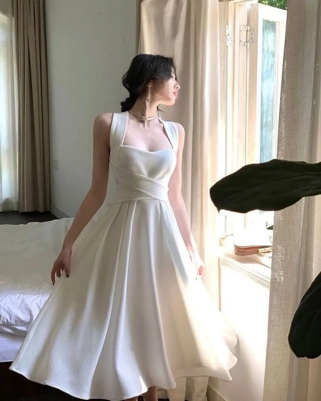 Spaghetti Straps A-line Evening Dresses Sweetheart Criss-Cross Tea-Length Anniversary Gowns Elegant White Princess Party Dress
Spaghetti Straps A-line Evening Dresses Sweetheart Criss-Cross Tea-Length Anniversary Gowns Elegant White Princess Party Dress