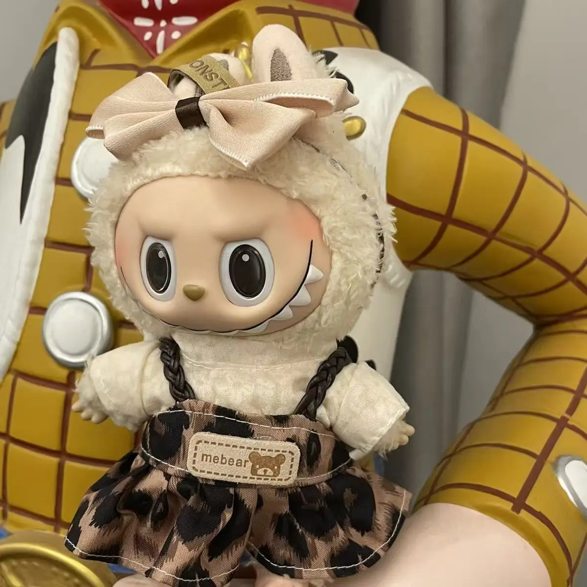 Doll Clothes Accessories for 17cm Labubu Dolls Baby Doll Lovely Pajamas With Eye Mask Stuffed Cotton Toy for Korea Star Kpop EXO
Doll Clothes Accessories for 17cm Labubu Dolls Baby Doll Lovely Pajamas With Eye Mask Stuffed Cotton Toy for Korea Star Kpop EXO