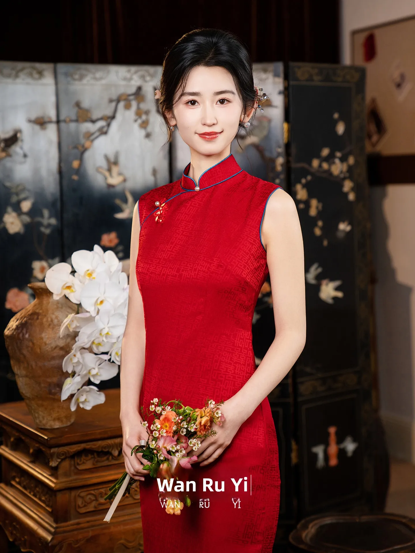 Red Elegant New Chinese Style Qipao Reformed Version Engagement Ceremony Dress Wedding Dress Daily Wear Long Slant Collar
Red Elegant New Chinese Style Qipao Reformed Version Engagement Ceremony Dress Wedding Dress Daily Wear Long Slant Collar