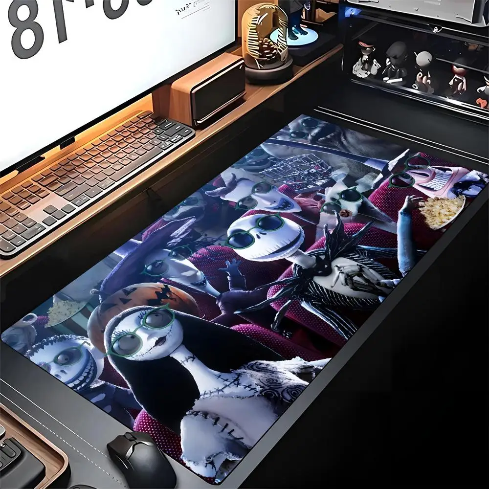 Коврик для мыши «Кошмар перед Рождеством», большой игровой коврик с замком, компьютерный геймер, большой резиновый художественный безопасный коврик для мыши, коврик для ноутбука, стола
Коврик для мыши «Кошмар перед Рождеством», большой игровой коврик с замком, компьютерный геймер, большой резиновый художественный безопасный коврик для мыши, коврик для ноутбука, стола