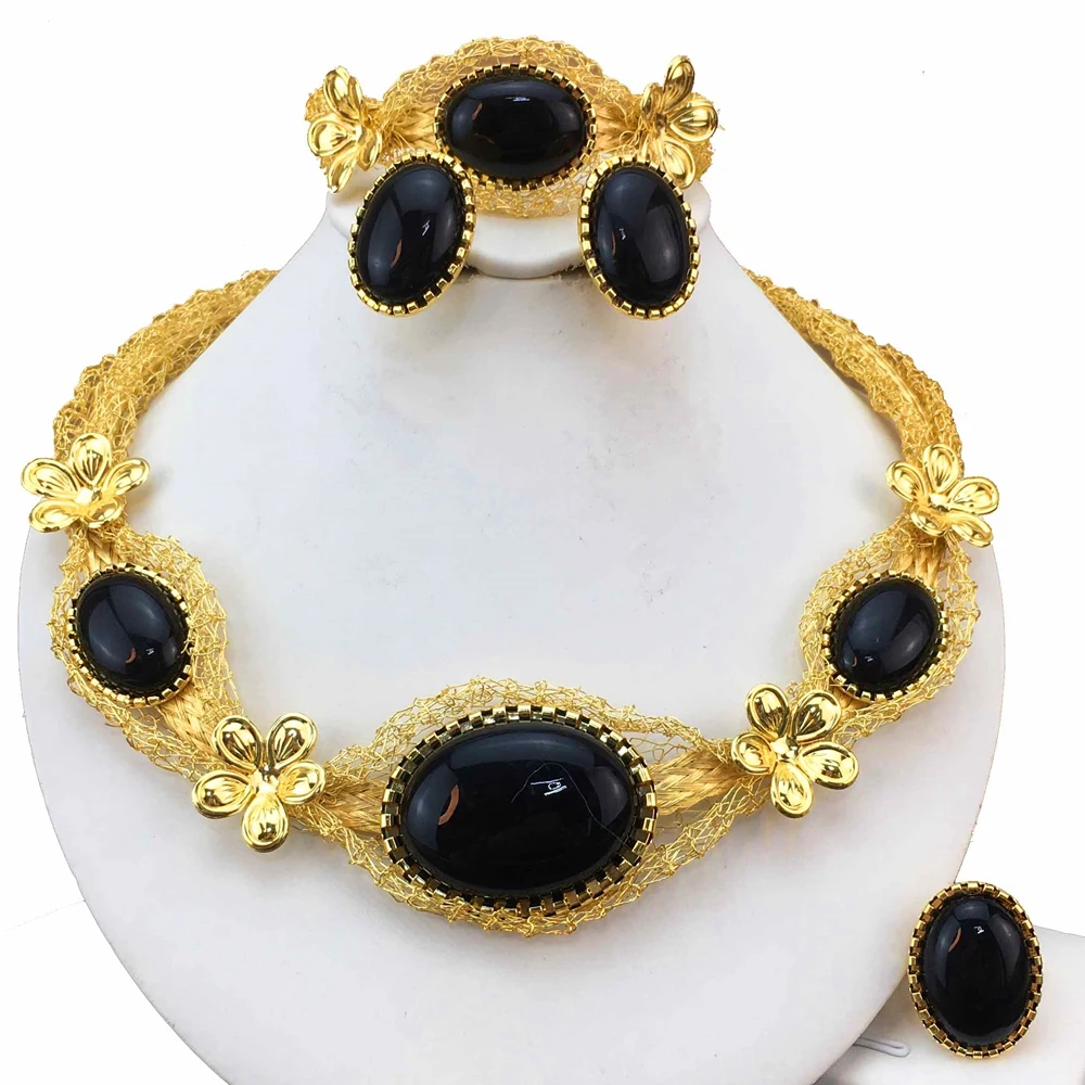 African Dubai Gold Plated Necklace All Copper Material Hollow Surround Necklace Simple Flower Style FHK18177
African Dubai Gold Plated Necklace All Copper Material Hollow Surround Necklace Simple Flower Style FHK18177