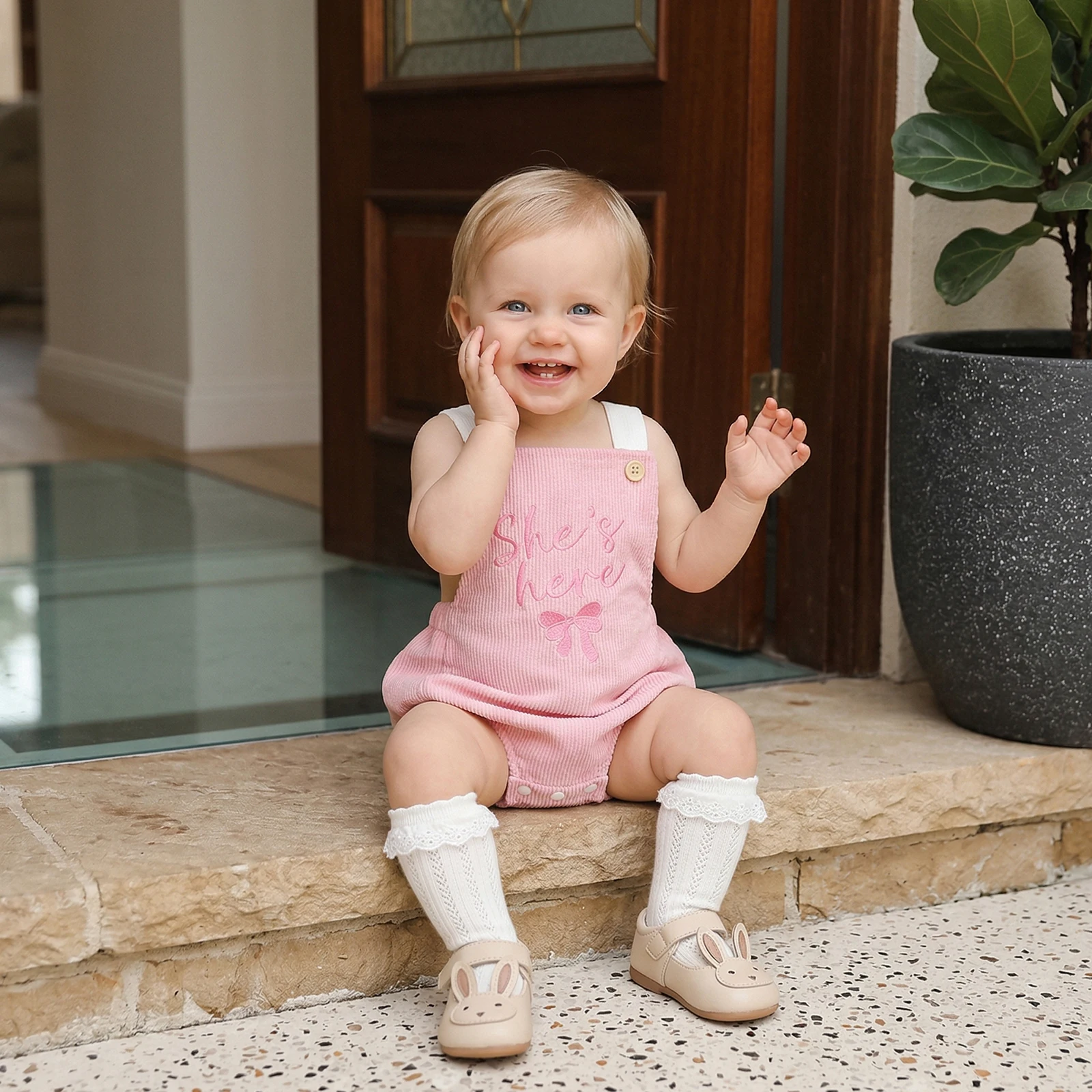 Infant Baby Letter Embroidered Sleeveless Bodysuit Boy Girl Summer Corduroy Overalls Toddler Casual Children Cotton Romper
Infant Baby Letter Embroidered Sleeveless Bodysuit Boy Girl Summer Corduroy Overalls Toddler Casual Children Cotton Romper