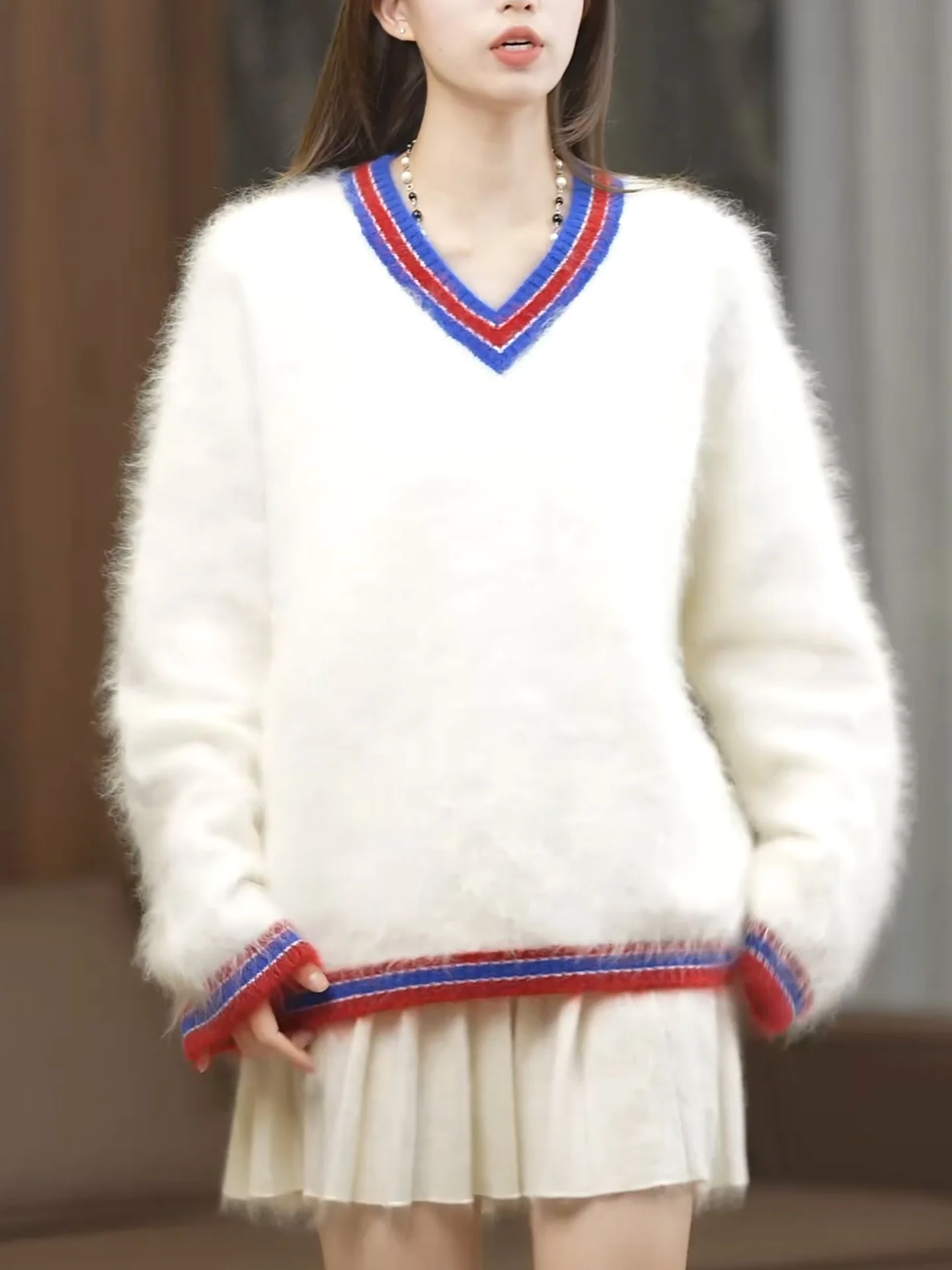 Korean Sle Women's V-ne Sweater Autumn Winter New Arrival High-quali Furry Clothing Color Blo Gentle Sle Large...
Korean Sle Women's V-ne Sweater Autumn Winter New Arrival High-quali Furry Clothing Color Blo Gentle Sle Large...