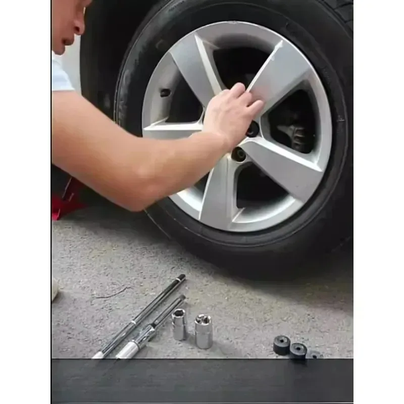 1pcs for Car Cross Socket Wrench Replacement Tool Wrench Cross Easy Tire Disassembly Wrench Tire Replacement
1pcs for Car Cross Socket Wrench Replacement Tool Wrench Cross Easy Tire Disassembly Wrench Tire Replacement