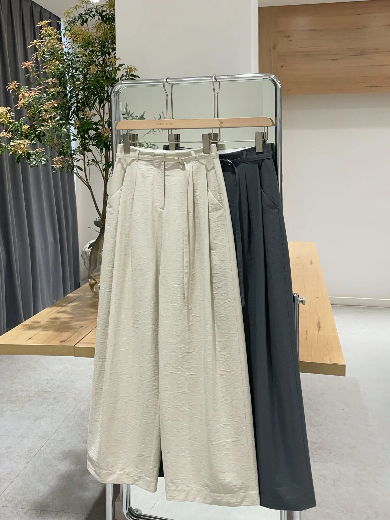 Nain Wide Leg Floor Length Pants Pleated High Waist Casual Straight Leg Cotton Blend Summer 2026 Women's Fashion
Nain Wide Leg Floor Length Pants Pleated High Waist Casual Straight Leg Cotton Blend Summer 2026 Women's Fashion