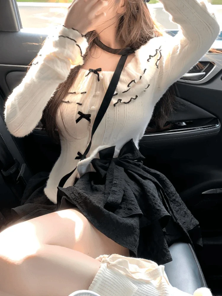 Korean Fashion Sweet Slim Two Piece Suits Women Chic Lace Tops + High Waist Fluffy Skirt Autumn New Fairy Japanese Pretty Sets
Korean Fashion Sweet Slim Two Piece Suits Women Chic Lace Tops + High Waist Fluffy Skirt Autumn New Fairy Japanese Pretty Sets