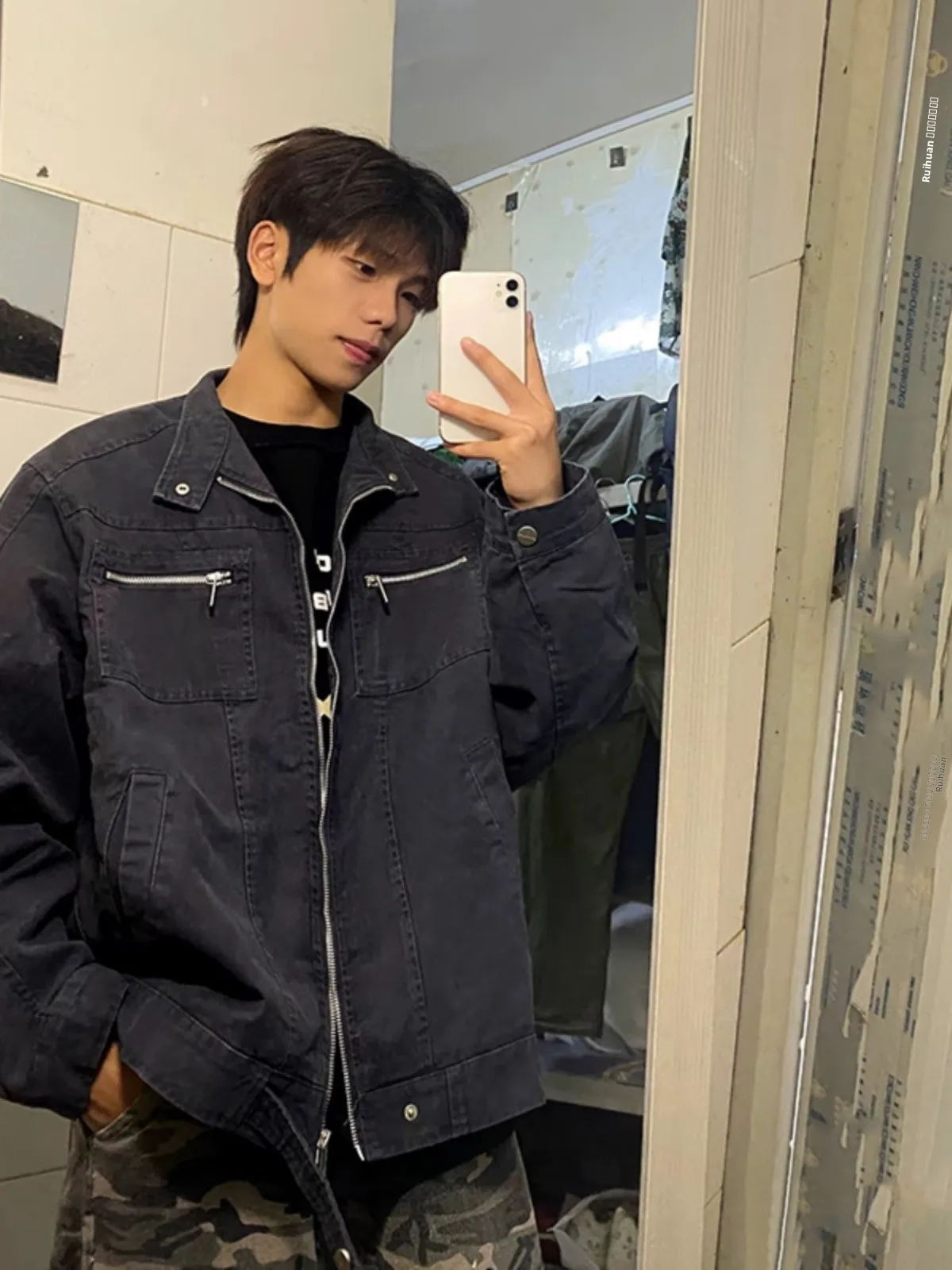 Мужская осенняя джинсовая куртка Bla ort в американском уличном стиле с воротником-стойкой, рабочая джинсовая куртка-харрингтон премиум-класса
Мужская осенняя джинсовая куртка Bla ort в американском уличном стиле с воротником-стойкой, рабочая джинсовая куртка-харрингтон премиум-класса