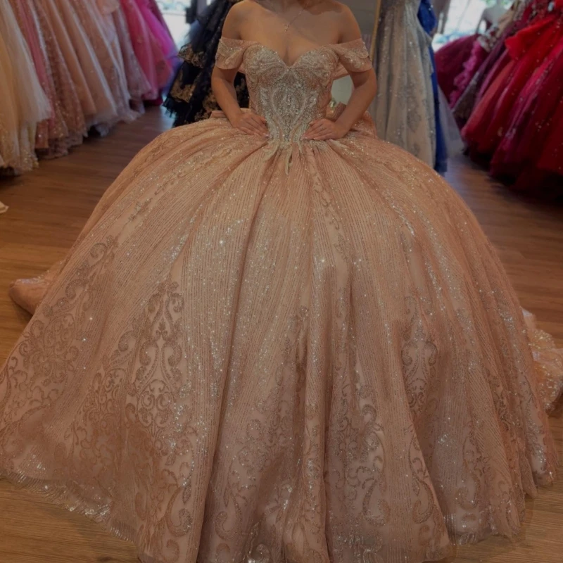 Pink Quinceanera Dresses Off Shoulder Ball Gown Sweet 16 Dress Sequin Applique Beading Bow Tull Birthday Party Vestidos 15 De
Pink Quinceanera Dresses Off Shoulder Ball Gown Sweet 16 Dress Sequin Applique Beading Bow Tull Birthday Party Vestidos 15 De