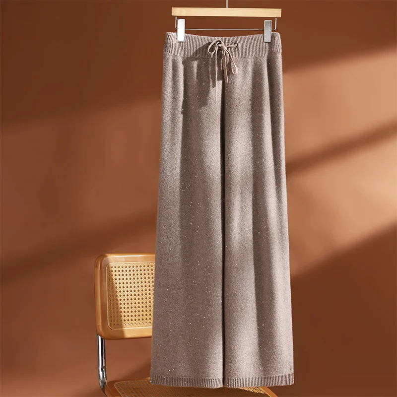 Брюки женские из 100% мериносовой шерсти, осенне-зимние, с пайетками, повседневные, на шнурке, широкие, с эластичным поясом, качественная одежда
Брюки женские из 100% мериносовой шерсти, осенне-зимние, с пайетками, повседневные, на шнурке, широкие, с эластичным поясом, качественная одежда