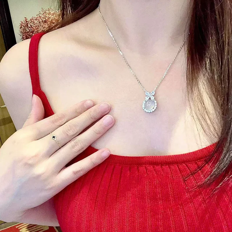 New 925 Sterling Silver Geometric Shape Necklace Personality Charm Woman Pendant Choker Birthday Gift Exquisite Jewelry
New 925 Sterling Silver Geometric Shape Necklace Personality Charm Woman Pendant Choker Birthday Gift Exquisite Jewelry