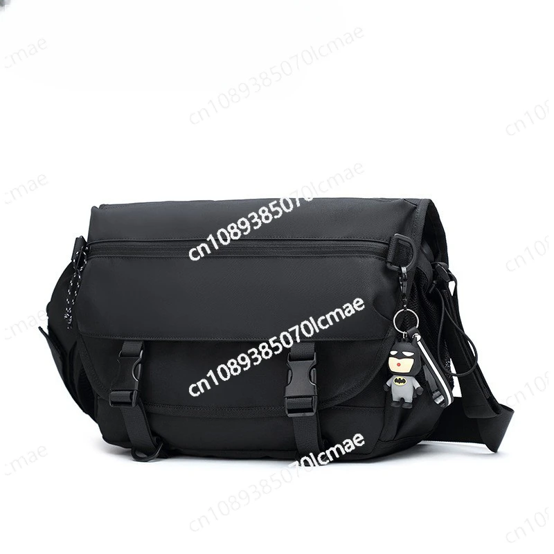 Versatile Horizontal Square Casual Messenger Bag 2022 New Japanese Hip-hop Retro Large-capacity Solid Color Shoulder Bag
Versatile Horizontal Square Casual Messenger Bag 2022 New Japanese Hip-hop Retro Large-capacity Solid Color Shoulder Bag