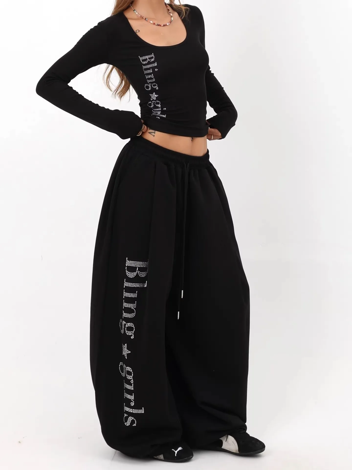 American Style Hot Girl Sport Pants Sweatpants Women Spring Autumn Loose Wide Leg Pants Design Sense Iron Diamond Jazz Dance ...
American Style Hot Girl Sport Pants Sweatpants Women Spring Autumn Loose Wide Leg Pants Design Sense Iron Diamond Jazz Dance ...