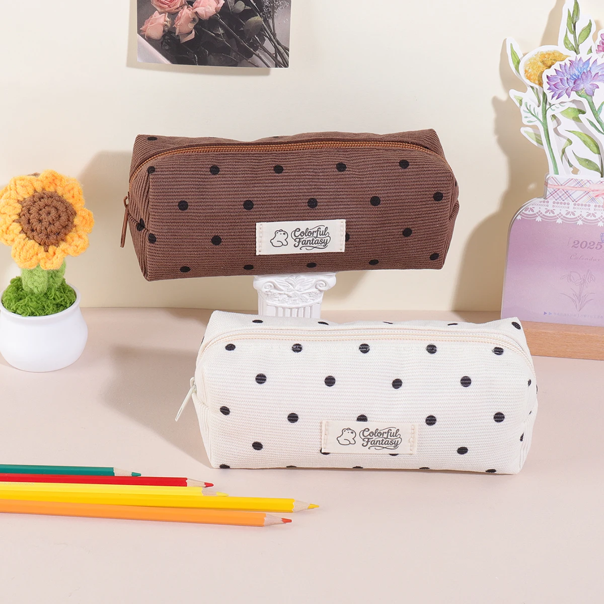 Креативный пенал в горошек, органайзер на молнии для школьных принадлежностей и канцелярских товаров, подарок для студентов, подростков и женщин
Креативный пенал в горошек, органайзер на молнии для школьных принадлежностей и канцелярских товаров, подарок для студентов, подростков и женщин