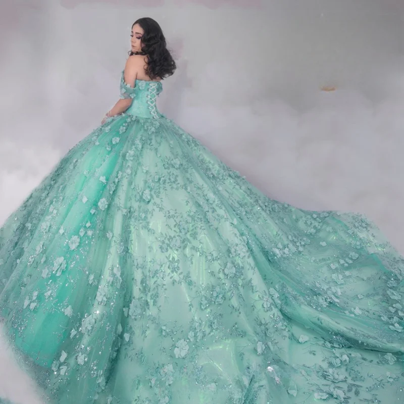 Зеленые блестящие платья принцессы Quinceanera с открытыми плечами и блестками, аппликация, цветочные бусины, тюлевой корсет, милое платье 16, бальное платье, Vestidos
Зеленые блестящие платья принцессы Quinceanera с открытыми плечами и блестками, аппликация, цветочные бусины, тюлевой корсет, милое платье 16, бальное платье, Vestidos
